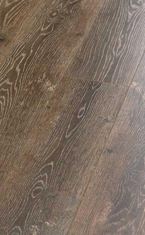 KN8301 Embossed-in-Register (EIR) surface Laminate flooring